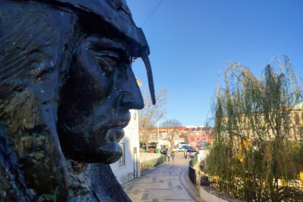 o olhar do passado_Victor Martins o olhar do passado_Victor Martins