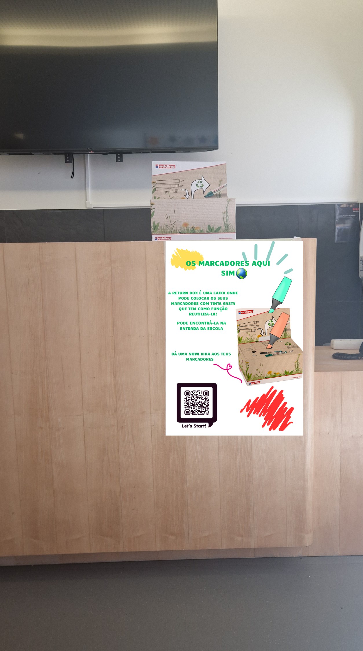 Localização RETURN BOX e cartaz