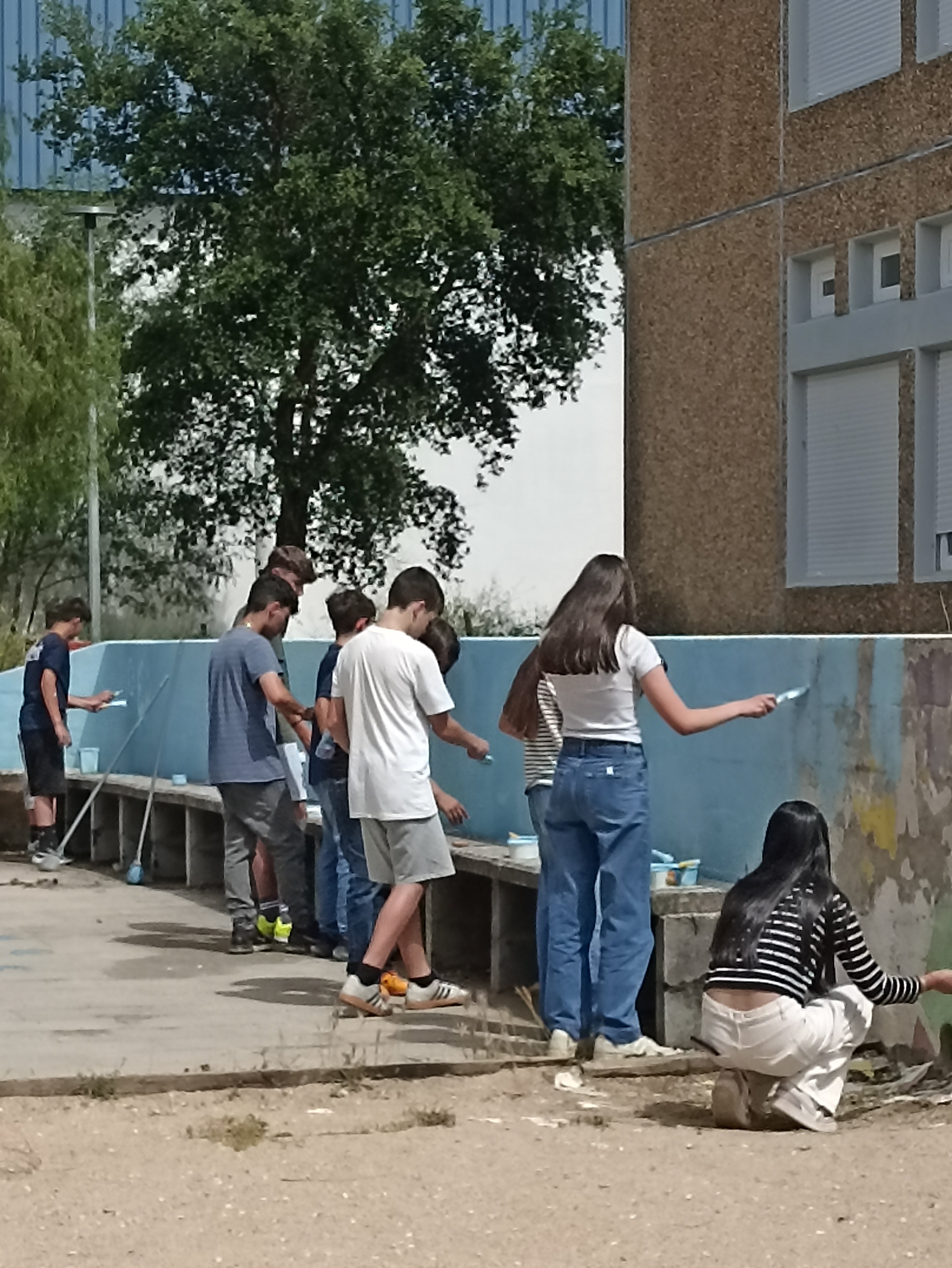 Preparação da parede para a pintura do desenho.