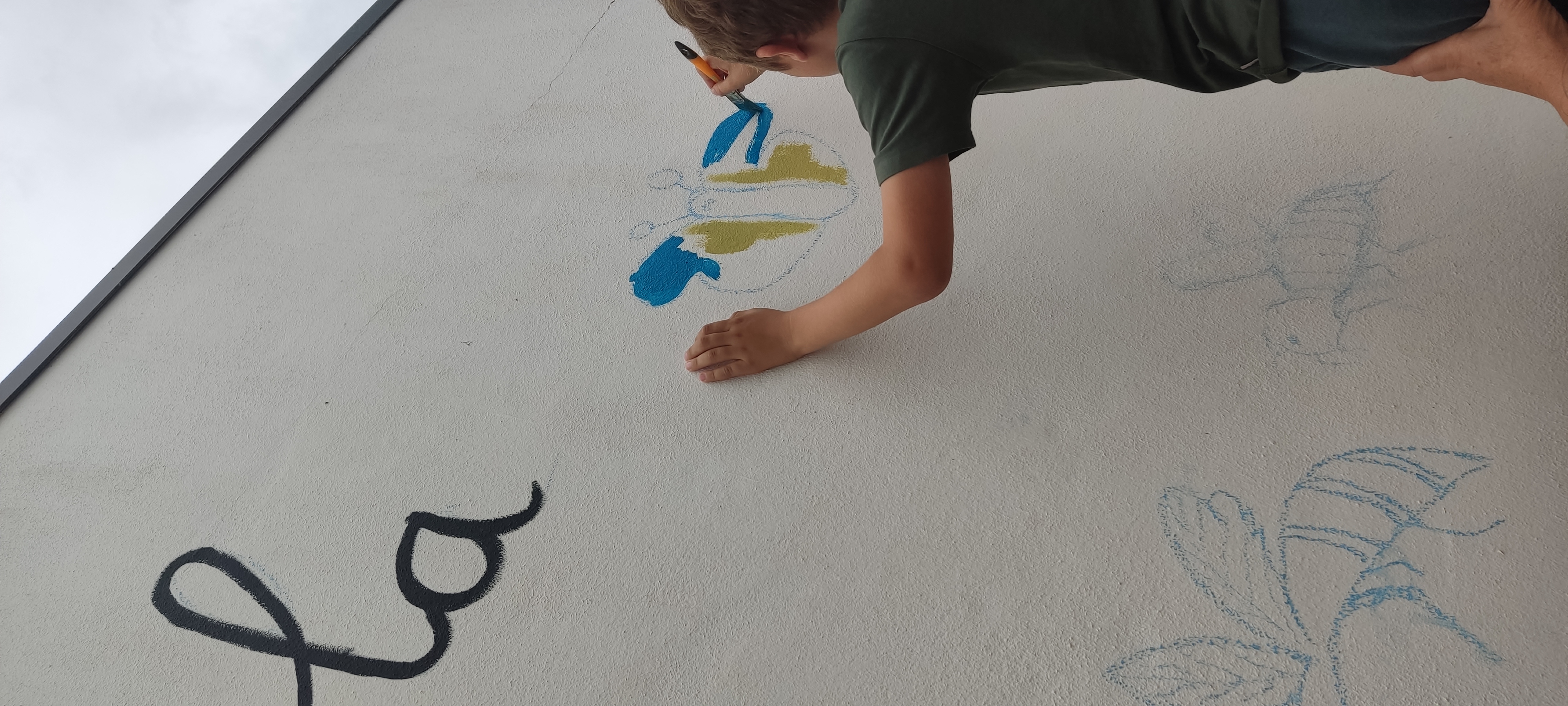 Pintura do muro com vida